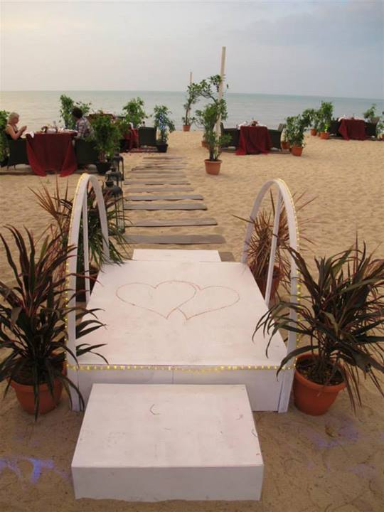 wedding venue3-beachside
